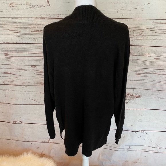 RDI Deep V-Neck Tunic Knit Split Hem Sweater NWT - Picture 6 of 10